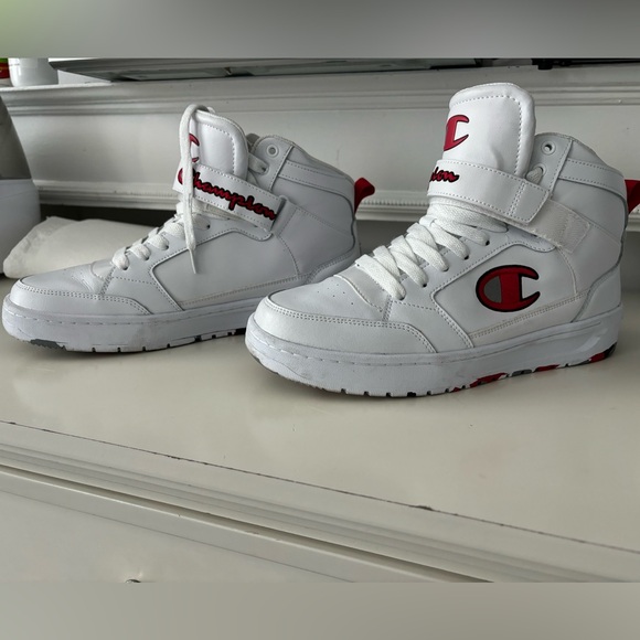 Send offers! Must go! Champion shoes - Picture 3 of 7